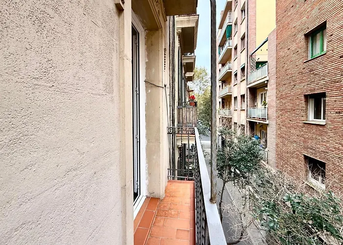 Bright 3 Bedroom