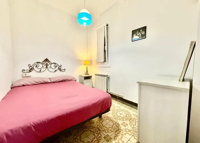Bright 3 Bedroom برشلونة